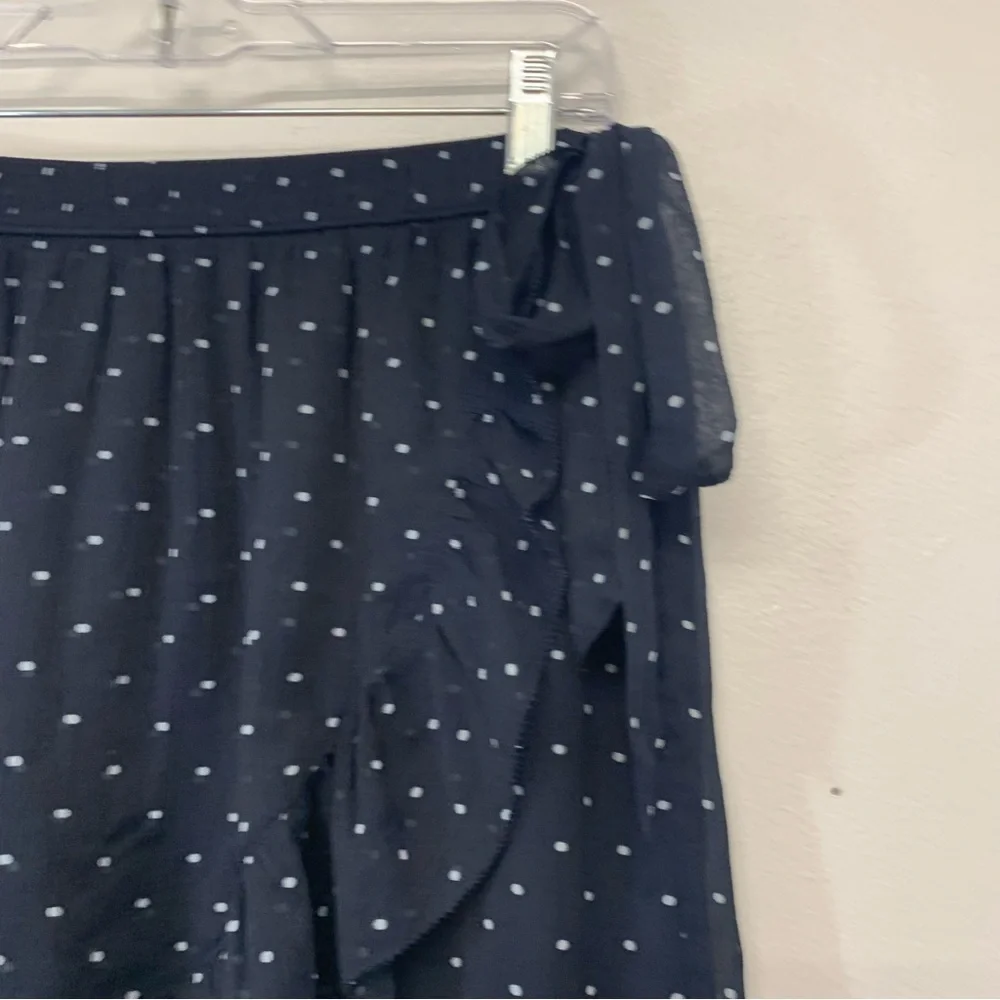 Abercrombie‎ & Fitch Faux Wrap Skirt XL  Navy Blue Polka Dot Ruffles Pull On Tie